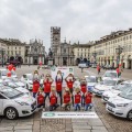 Taxi Torino   i tassisti del progetto Taxicardia con i defibrillatori donati da Fondazione La Stampa Specchio dei tempi 