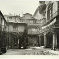 Fondazione1563 Un cortile di Torino nel Dopoguerra Archivio Storico Compagnia di San Paolo
