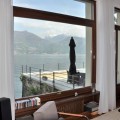 Navello   Villa sul Lago di Como (finestra basculante)